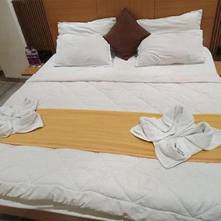 Shree Murlidhar Guest House Сурат Екстер'єр фото