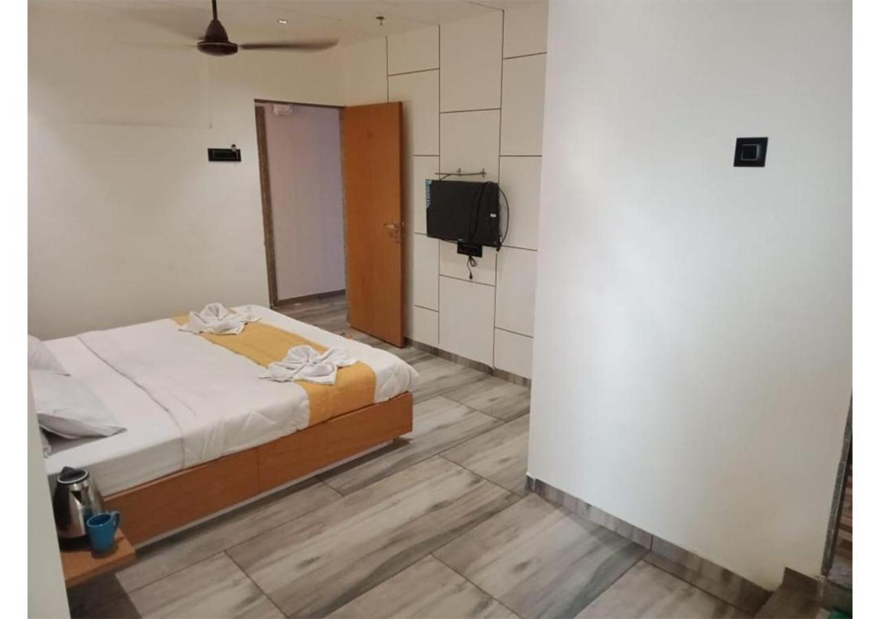 Shree Murlidhar Guest House Сурат Екстер'єр фото