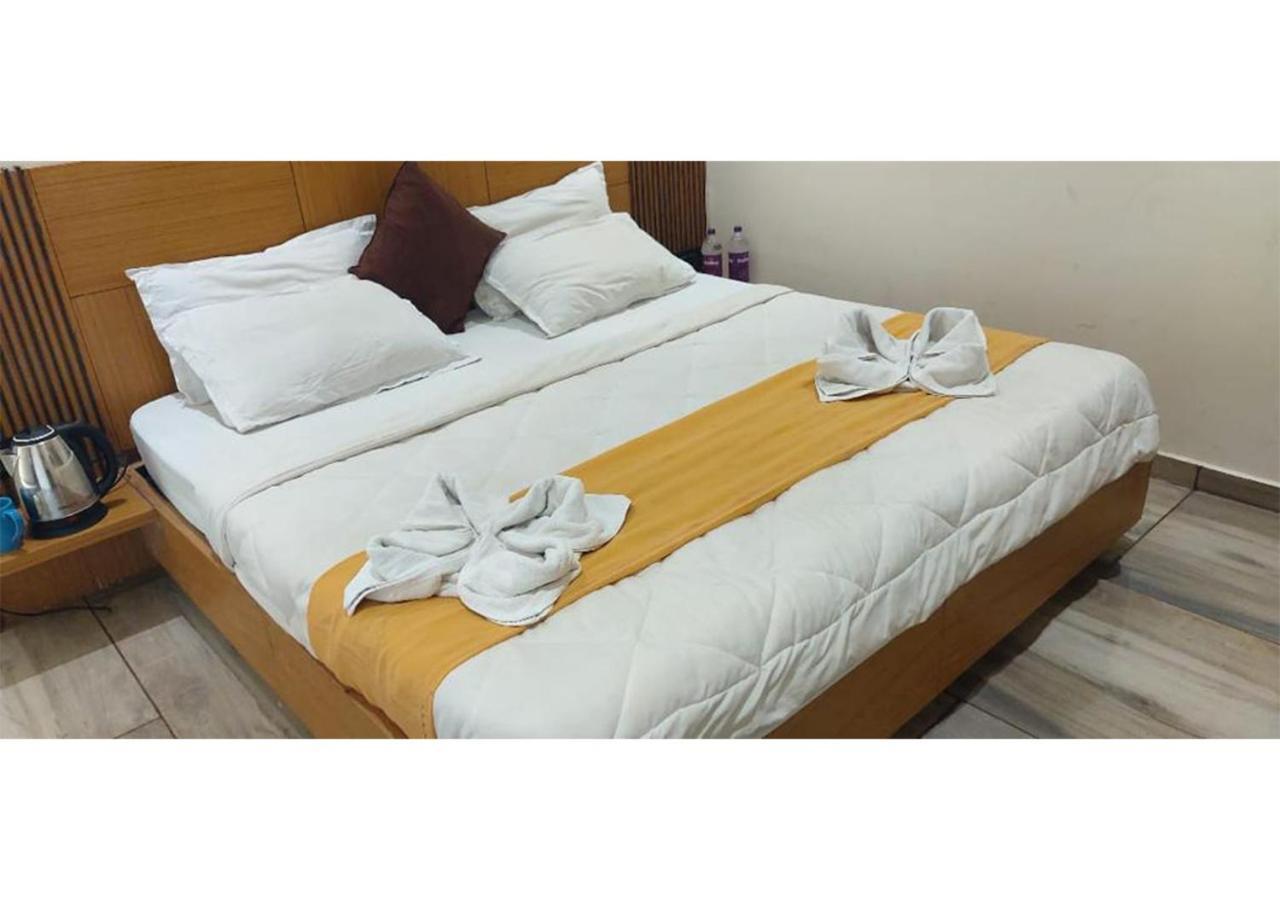Shree Murlidhar Guest House Сурат Екстер'єр фото