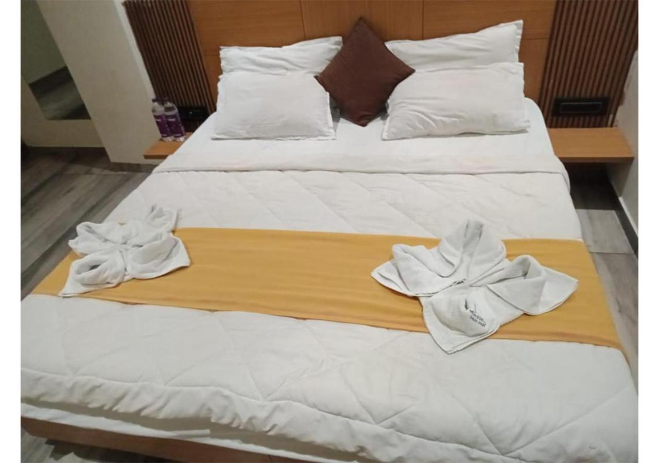 Shree Murlidhar Guest House Сурат Екстер'єр фото